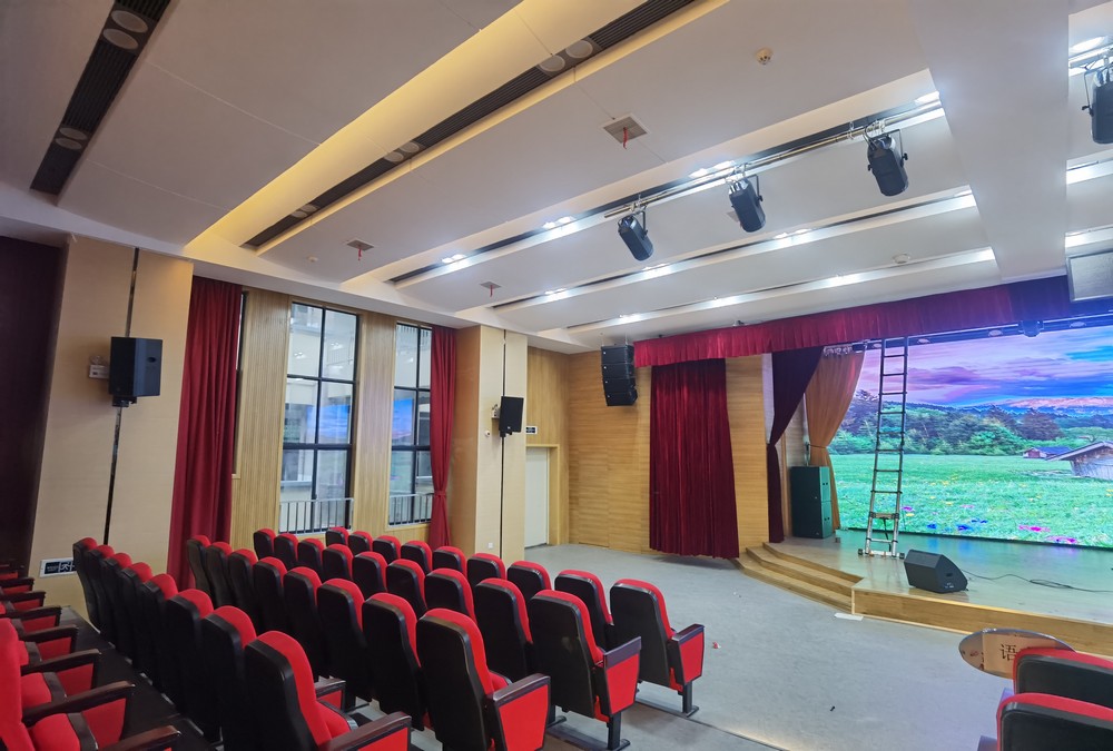 南昌二十六中報告廳